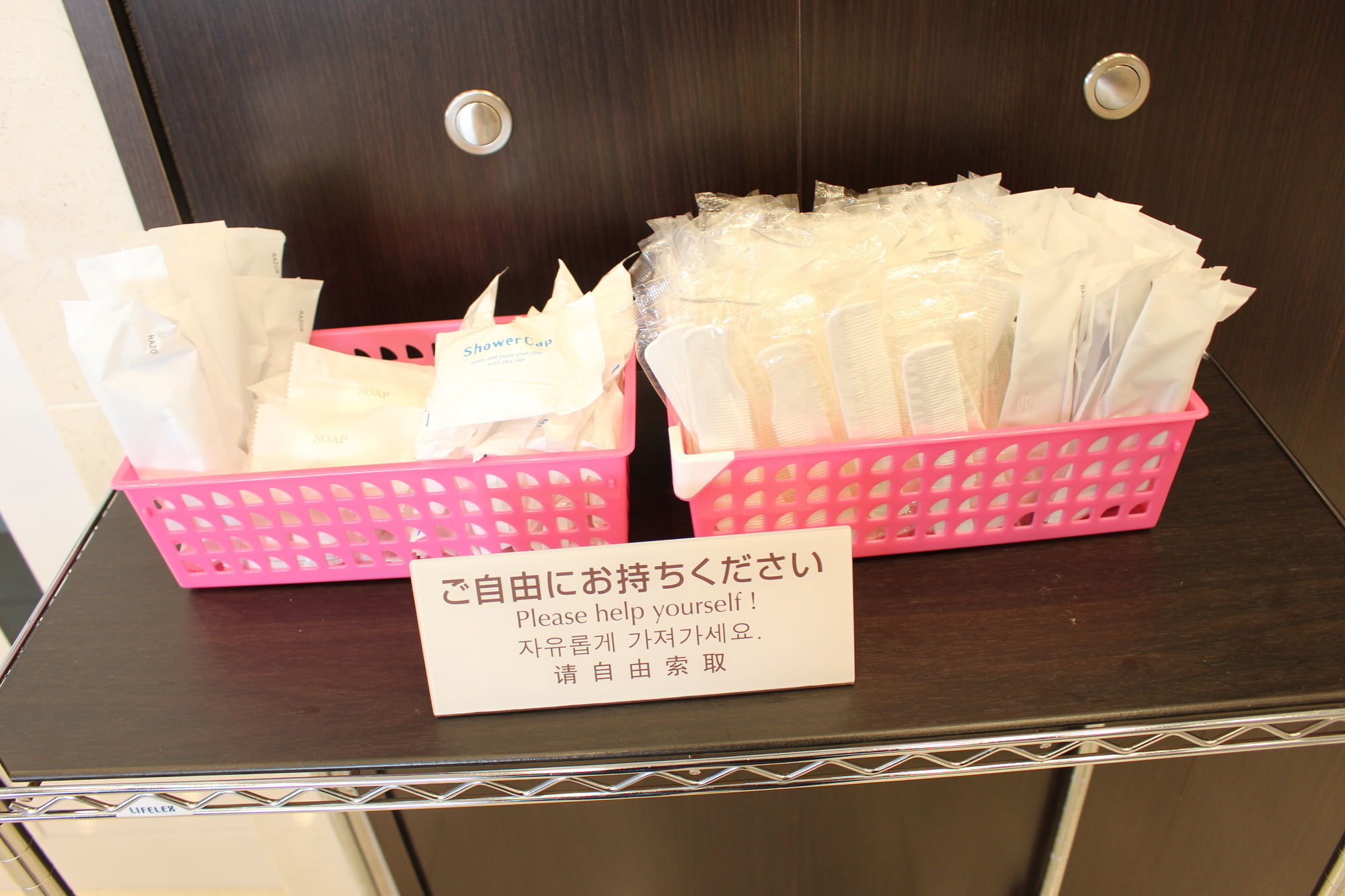 Toyoko Inn Tokyo Shinagawa-Eki Takanawa-Guchi Dış mekan fotoğraf